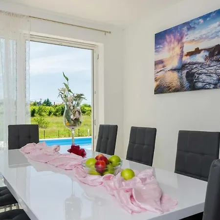 Luxury Dream With Private Pool For A High Level Of Privacy Vila *